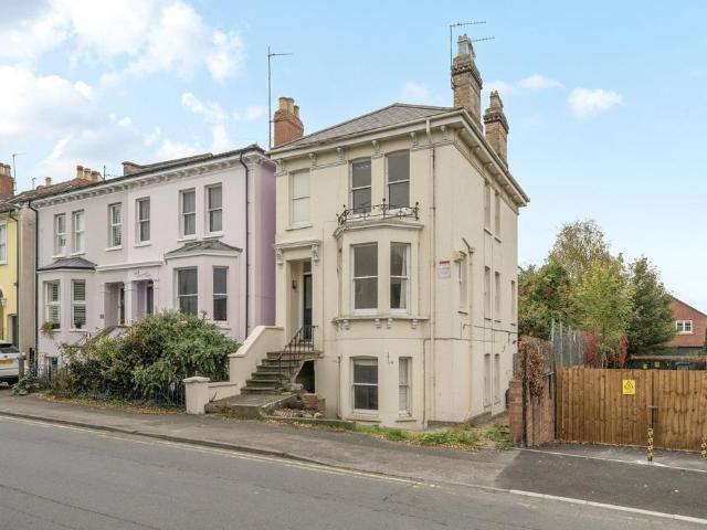 House for sale in Alstone, Golden Valley