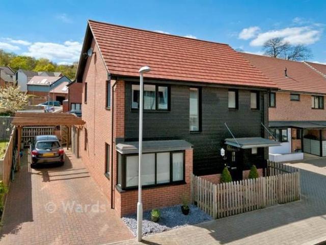 House for sale in Leybourne, Bourne Vale