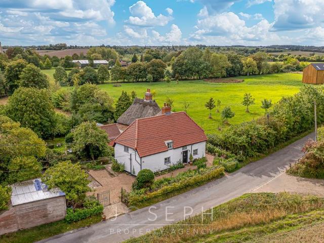 House for sale in Bedingfield, Suffolk