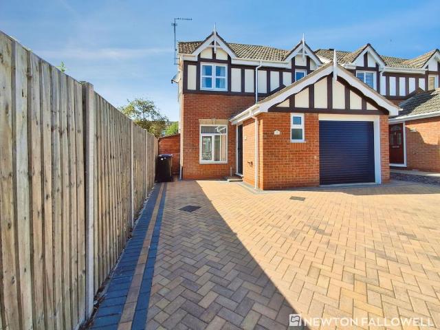 House for sale in Barholm, Lincolnshire