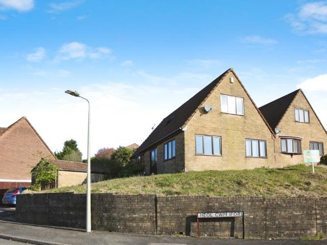 House for sale in Penyrheol, Caledfryn
