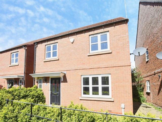 House for sale in Kingswood, Hull
