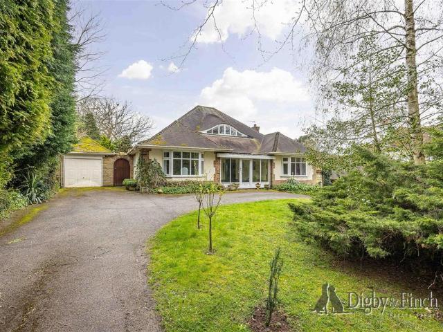 House for sale in Barton In Fabis, East Midlands