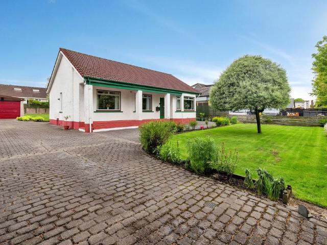 House for sale in Barrhead, Scotland