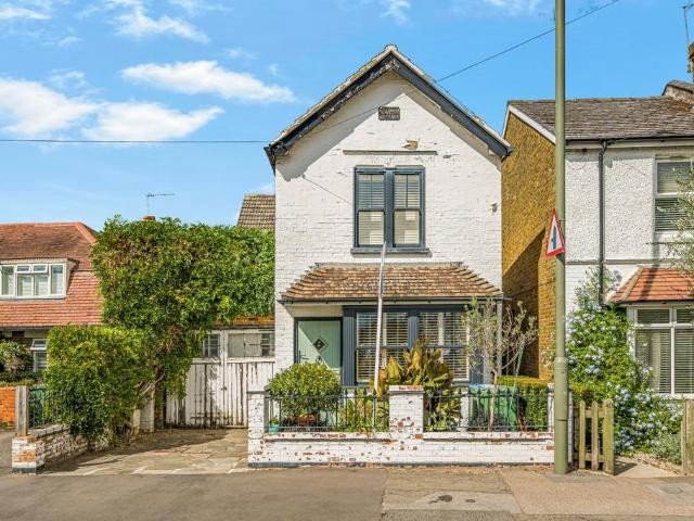 House for sale in Molesey, Elmbridge