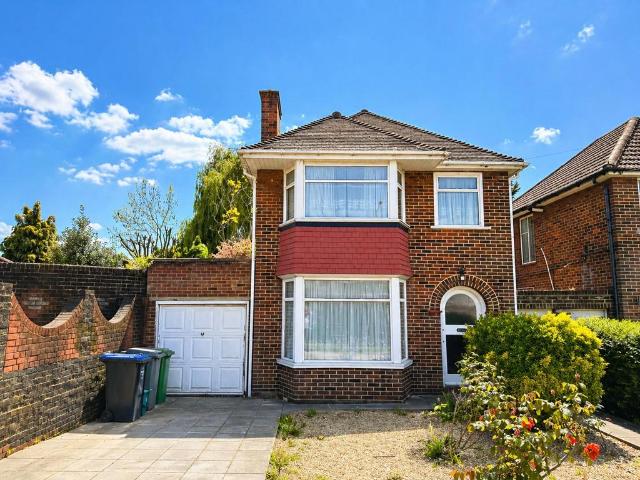 House for sale in Kingsbury, Greater London