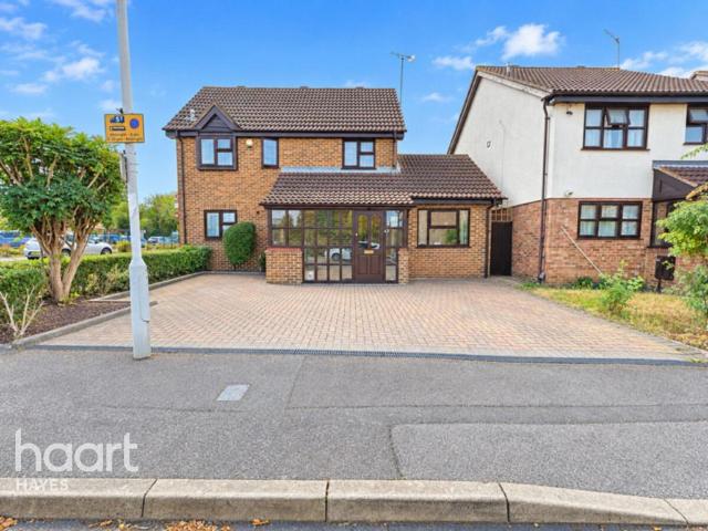 House for sale in London Borough of Hillingdon, Greater London