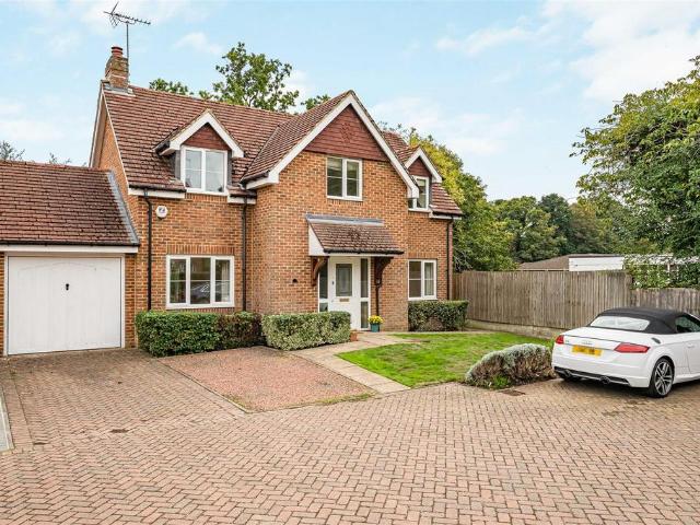 House for sale in Caversham Park, Reading