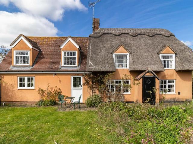House for sale in Chipping Hill, Essex