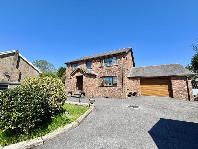 House for sale in Cilybebyll, Rhos