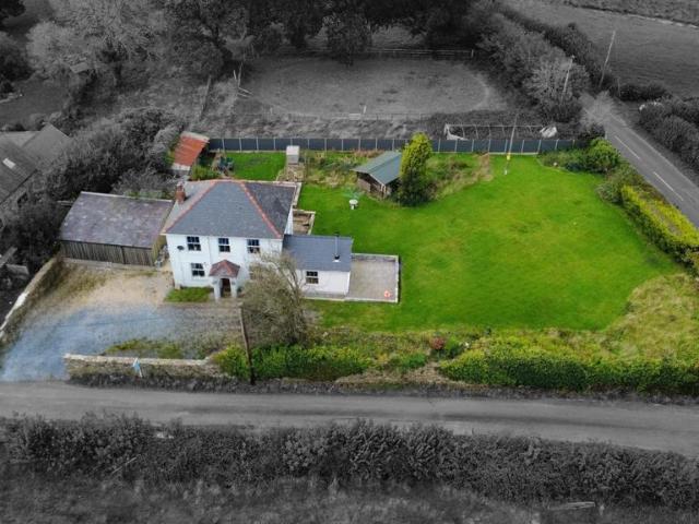House for sale in Pontyberem, Wales