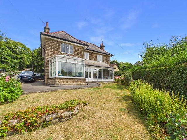 House for sale in Froggatt, East Midlands