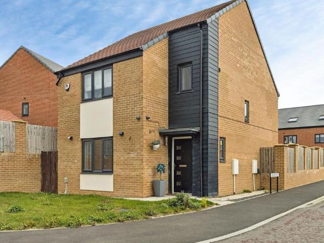 House for sale in Fallow Park, North Tyneside