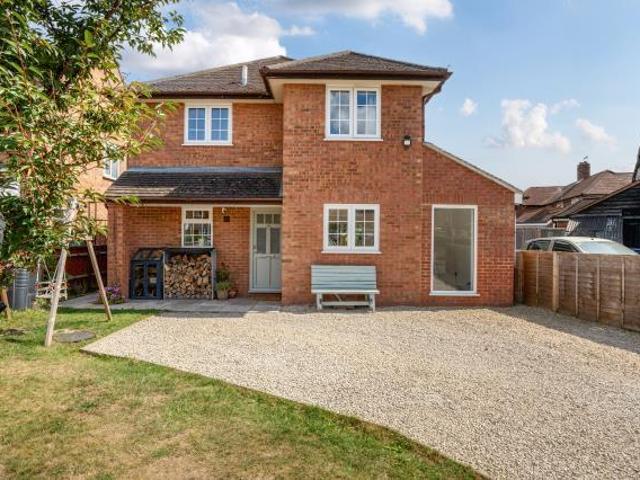 House for sale in Chepping Wycombe, Loudwater