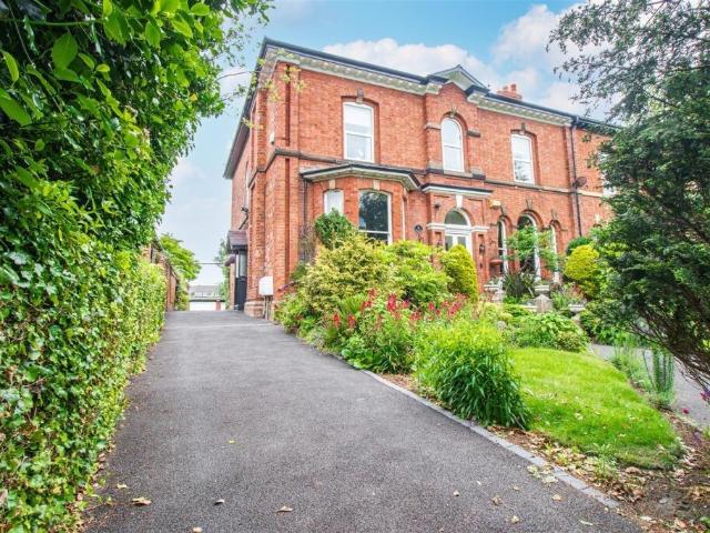 House for sale in Meols Cop, Southport