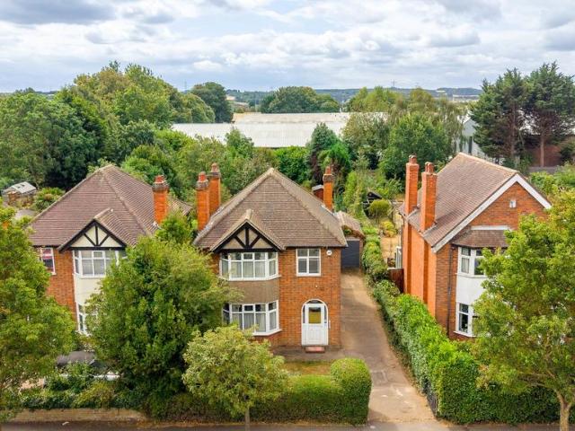 House for sale in Grantham, Barholm