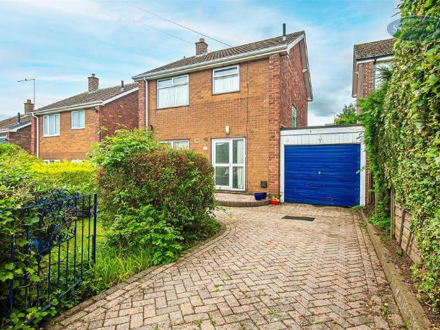 House for sale in Stubbin, Deepcar