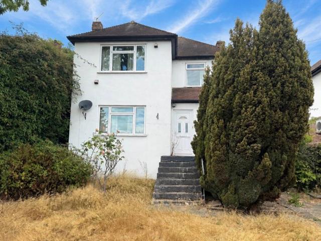 House for sale in Ripley Springs, Row Town