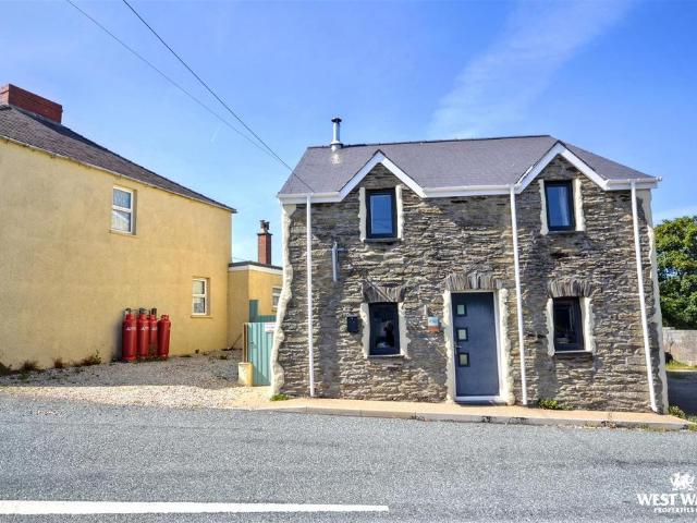 House for sale in Cilgerran, Wales