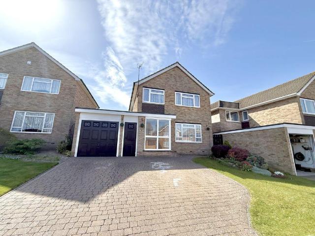 House for sale in Stipers Hill, Dunstable