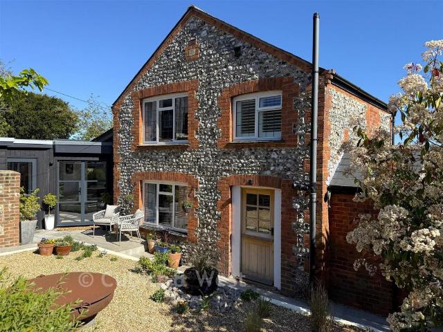 House for sale in Arundel, Clapham