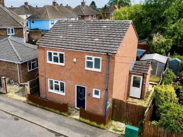 House for sale in Desborough
