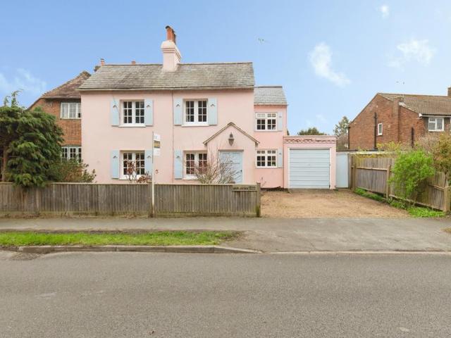 House for sale in Pachesham Park, Surrey