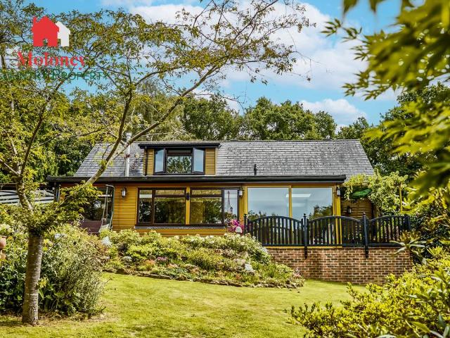 House for sale in Heathlands, East Sussex