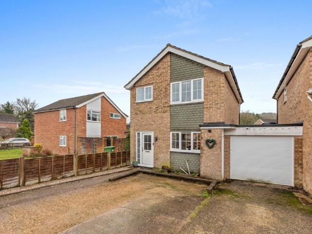 House for sale in Chepping Wycombe, Loudwater
