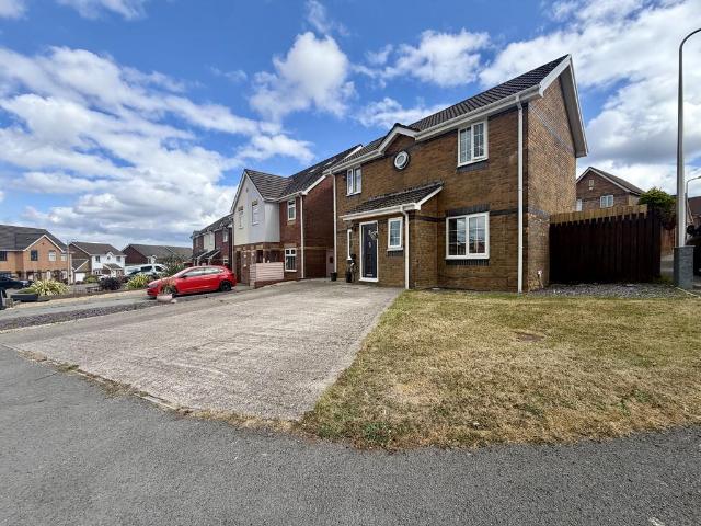 House for sale in Cyfarthfa, Wales
