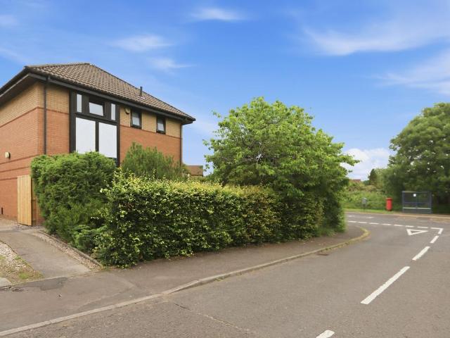 House for sale in Kilwinning, Scotland