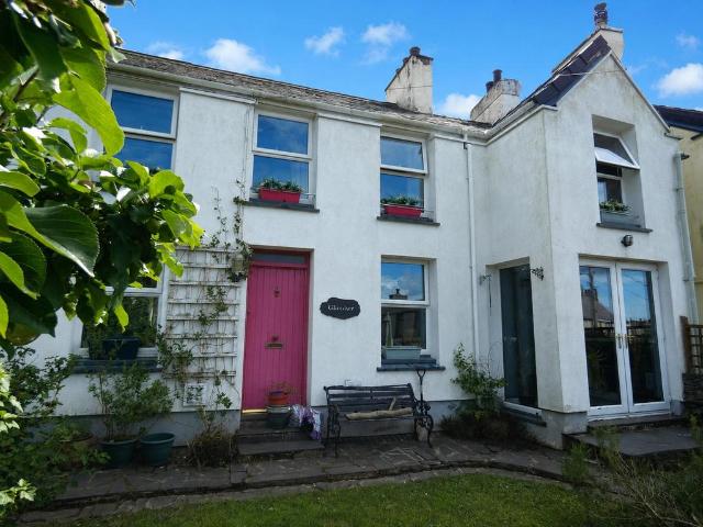 House for sale in Clwt-y-bont, Deiniolen