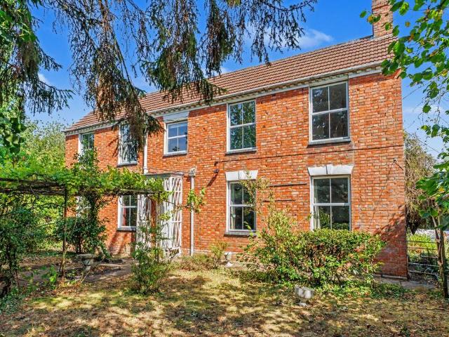 House for sale in Drakes Broughton and Wadborough, Crookhill