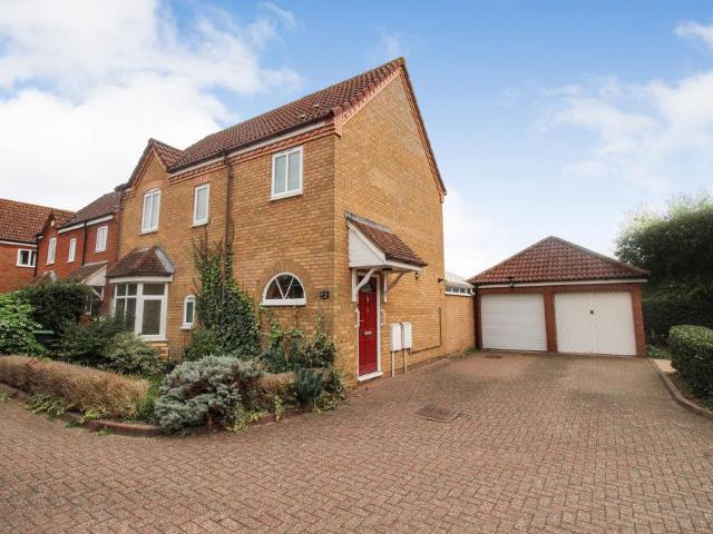 House for sale in Great Barford, Bedford