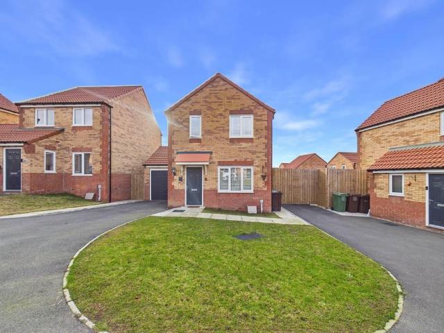 House for sale in Ferrybridge, West Yorkshire