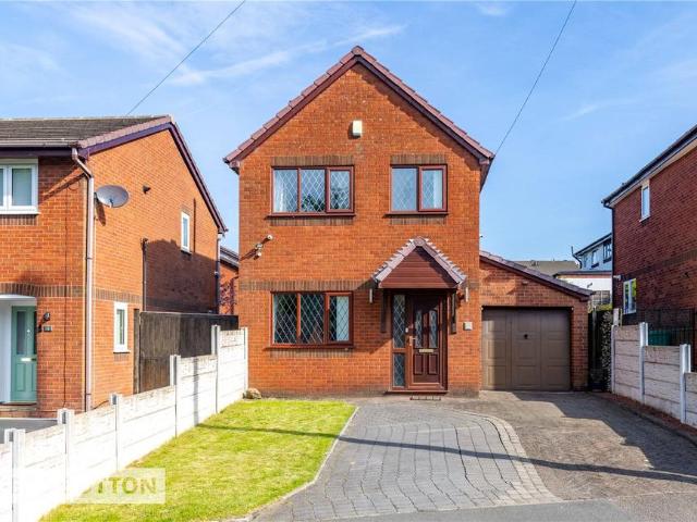 House for sale in Chesham, Bury