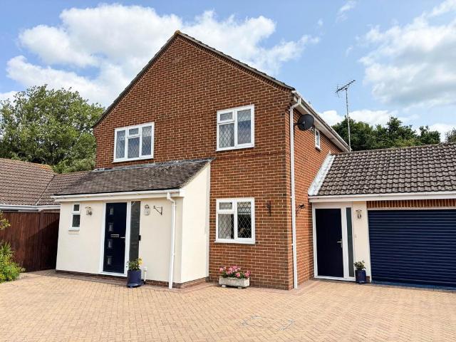 House for sale in Rose Green, Clapham