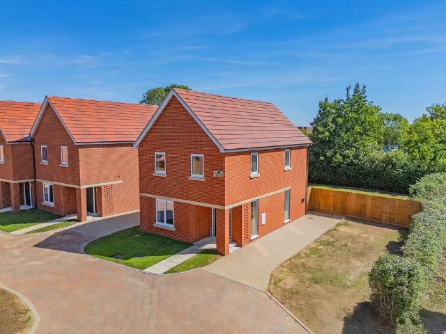 House for sale in Chipping Hill, Essex