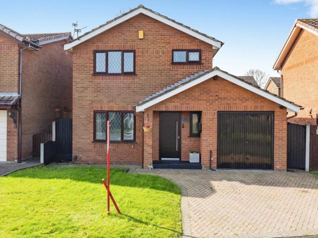 House for sale in Cinnamon Brow, Warrington