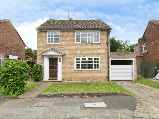 House for sale in Row Town, Surrey