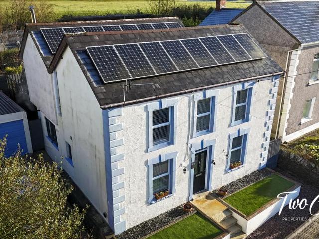 House for sale in Pontardawe, Rhyd-y-fro