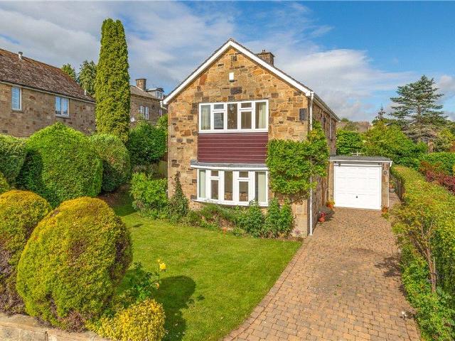 House for sale in Menston, West Yorkshire