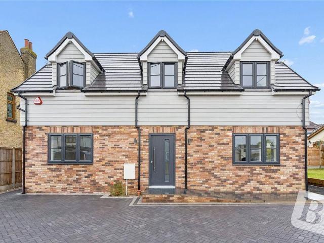 House for sale in Wickford