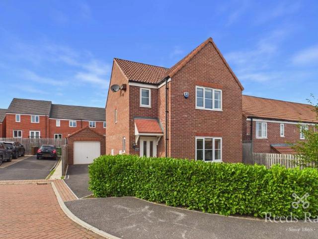 House for sale in Churwell, West Yorkshire