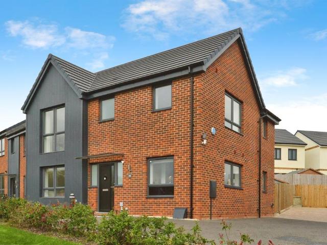 House for sale in Tattenhoe Park, Shenley Brook End