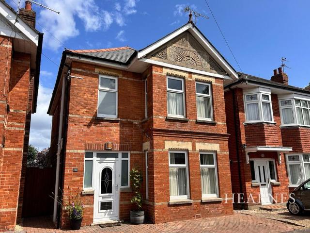 House for sale in Moordown, Bournemouth