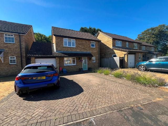 House for sale in Broadwater, Shephall