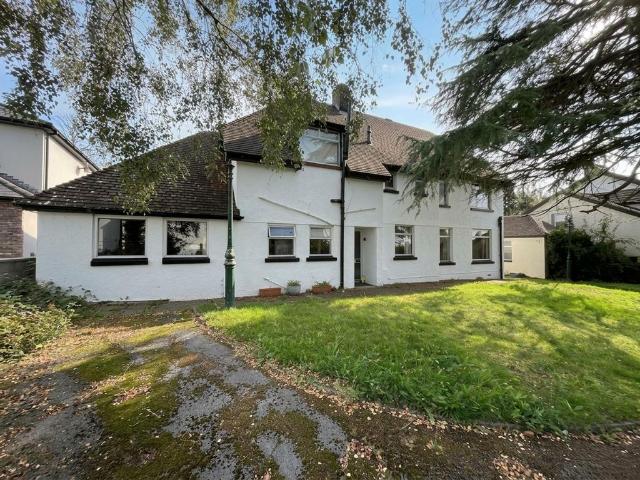 House for sale in Pont-y-Clun, Groes-faen