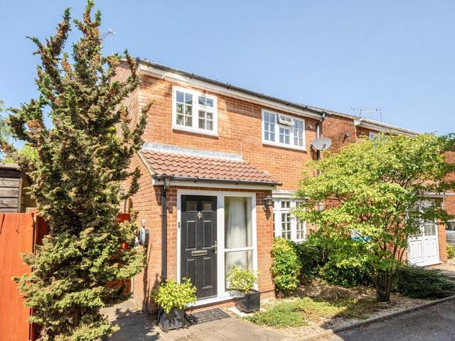 House for sale in Broughton, Aylesbury