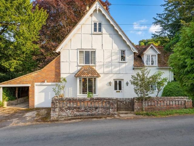 House for sale in Whiteleaf, Princes Risborough
